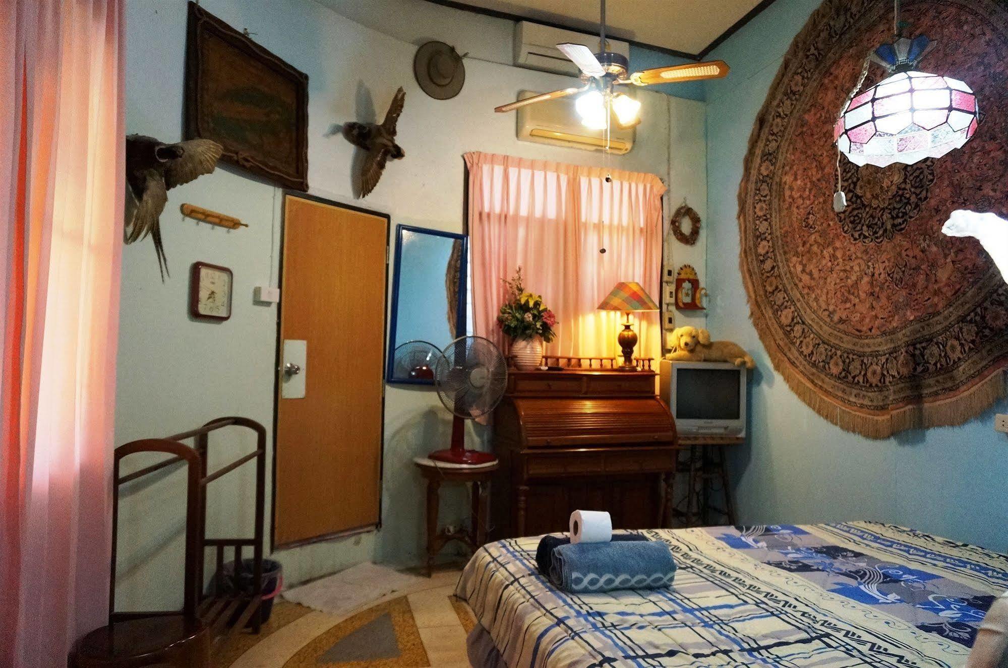 King'S Home Hua Hin Homestay Exterior photo